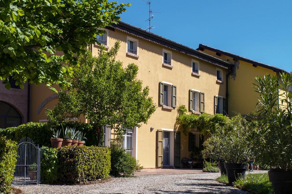 Quattrocolli B&B Quattro Castella Exterior photo